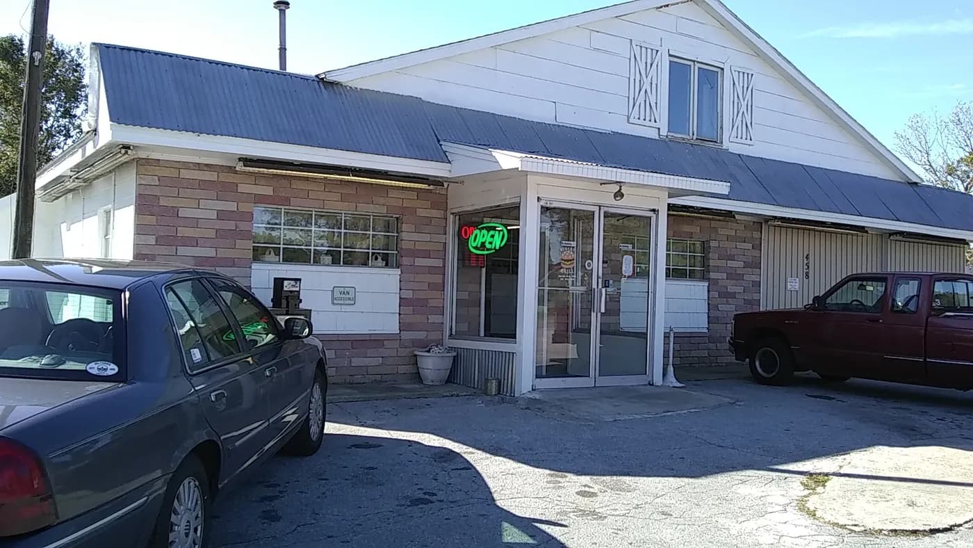 Hubert Grill & Deli
