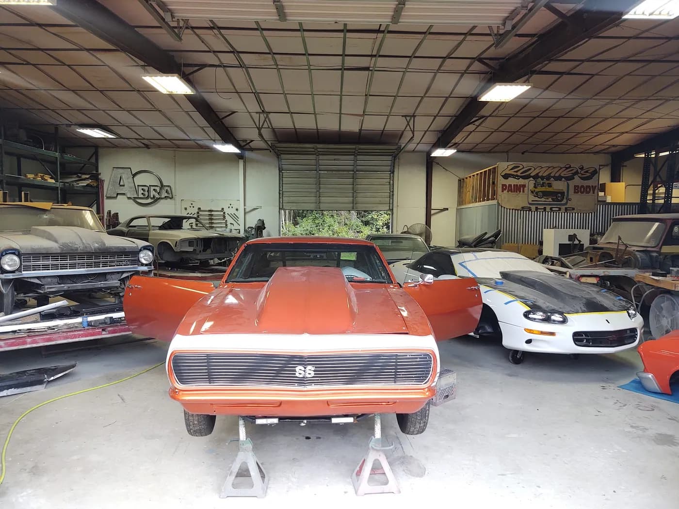 Ronnie's Paint & Body Shop